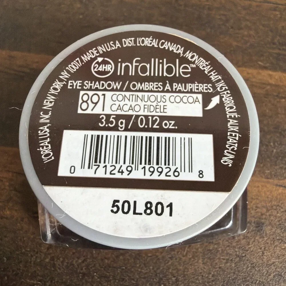 L’Oreal Infallible 24HR Eye Shadow in 891 Continuous Cocoa Vintage HTF